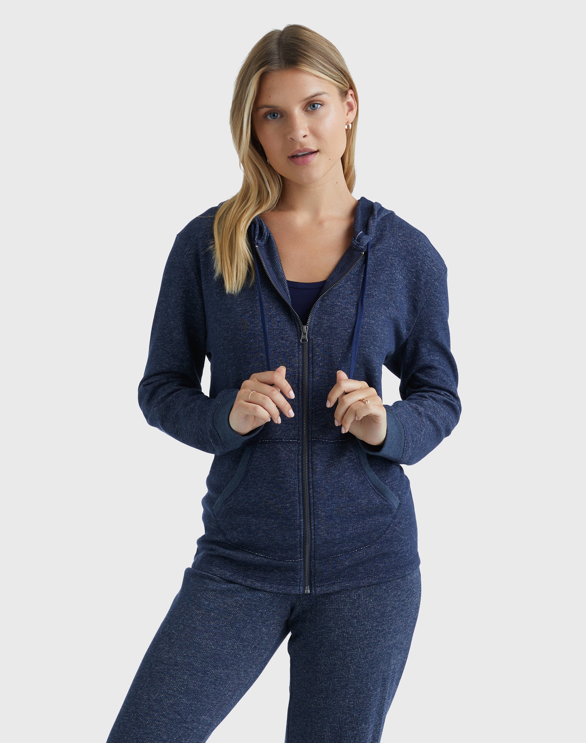 Women’s lightweight hoodie – good quality in all materials