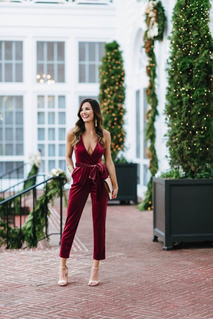 How to wear a jumpsuit?