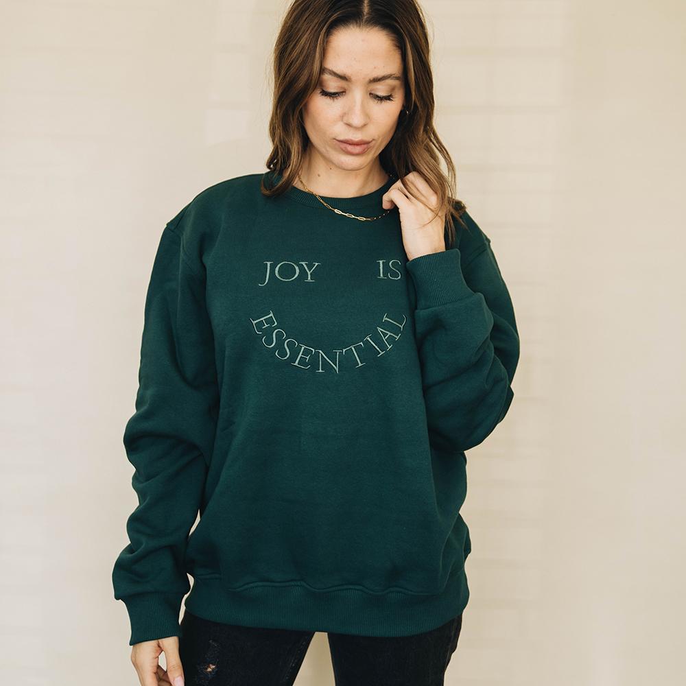 women's essentials sweatshirt