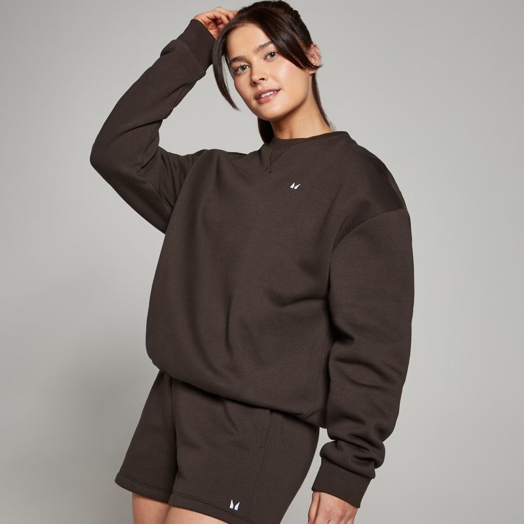 oversized sweatshirt